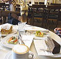 意外とフランクなお店でした。